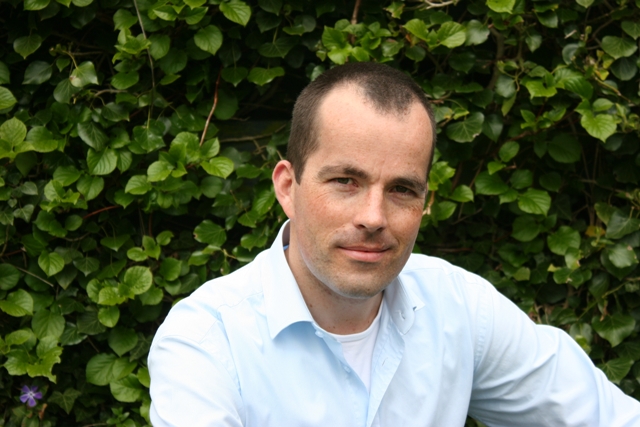 Oprichting Dekker Projectontwikkeling.